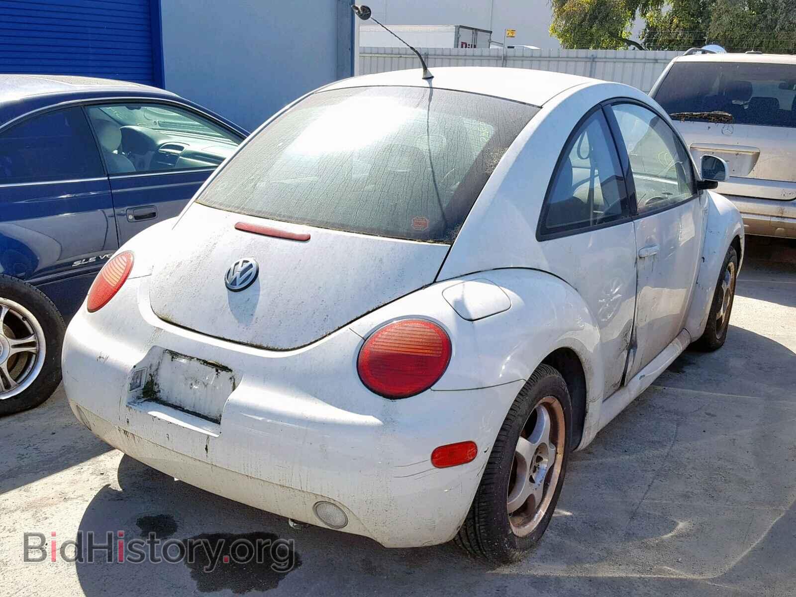 2000 VOLKSWAGEN BEETLE - VIN: 3VWBC21C4YM428728 - Фото 4