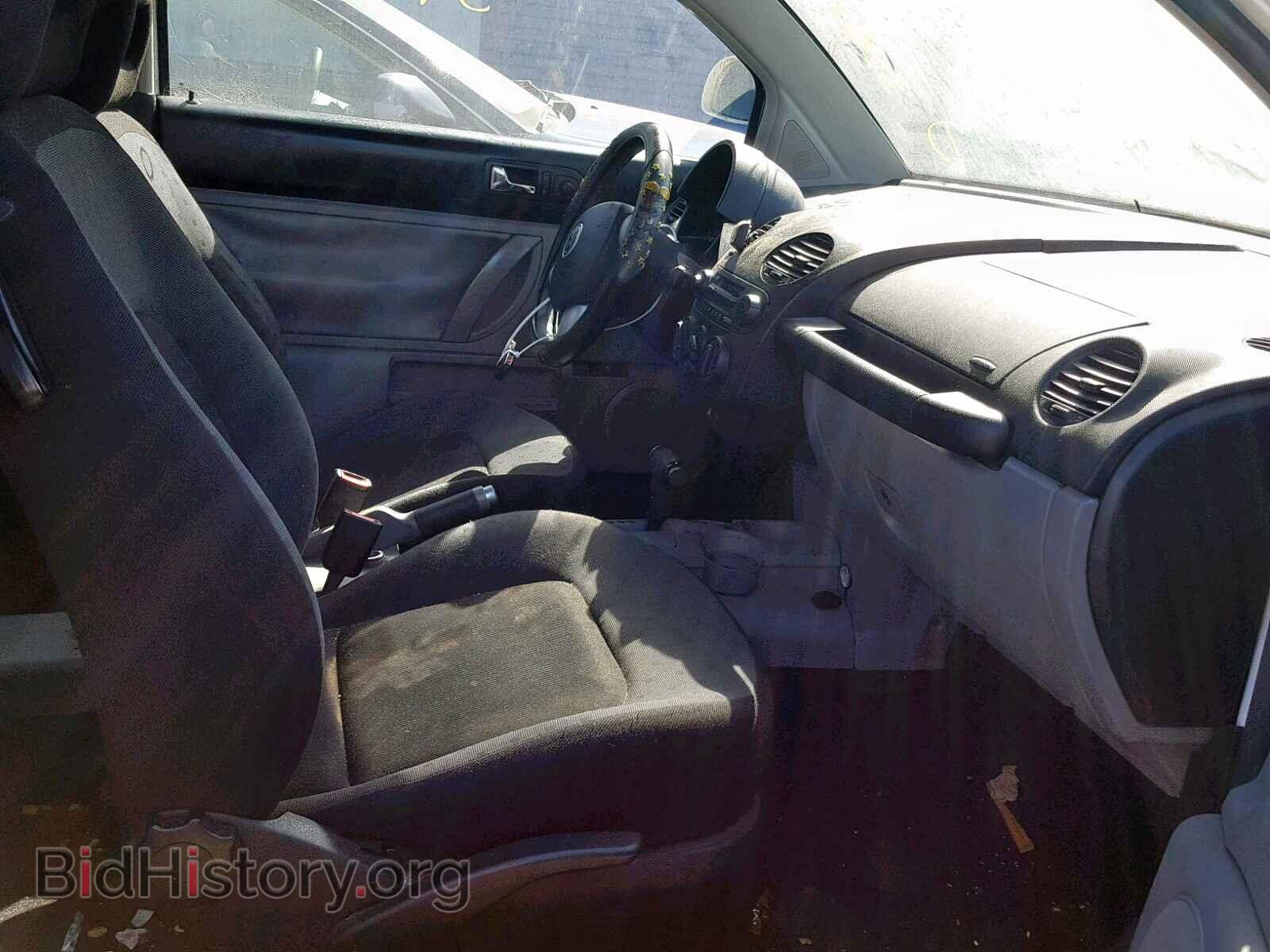 2000 VOLKSWAGEN BEETLE - VIN: 3VWBC21C4YM428728 - Фото 5