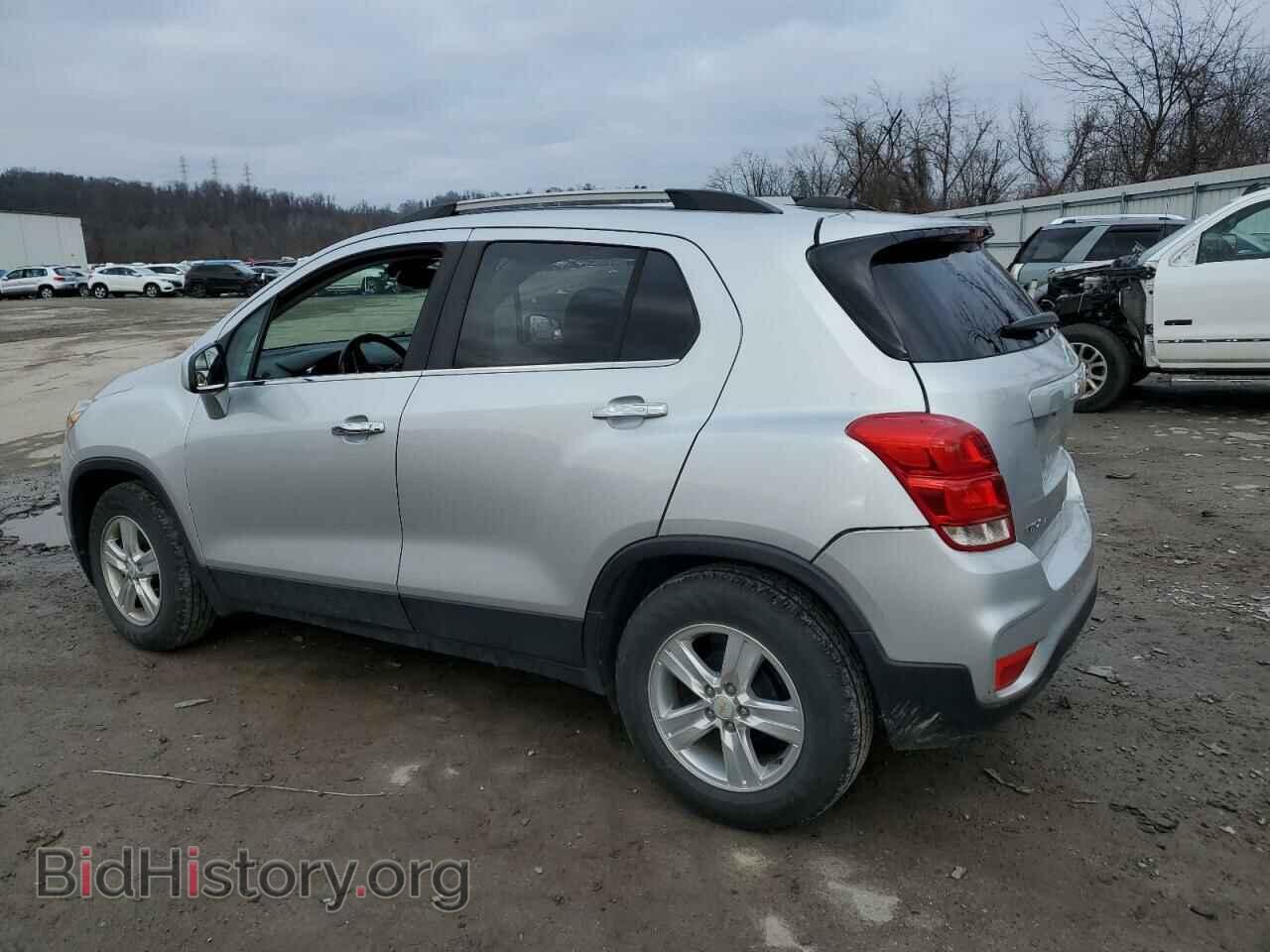 2018 CHEVROLET TRAX - VIN: KL7CJLSB8JB705447 - Фото 2