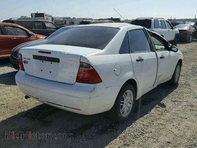 2007 FORD FOCUS - VIN: 1FAFP34N77W339042 - Photo 4