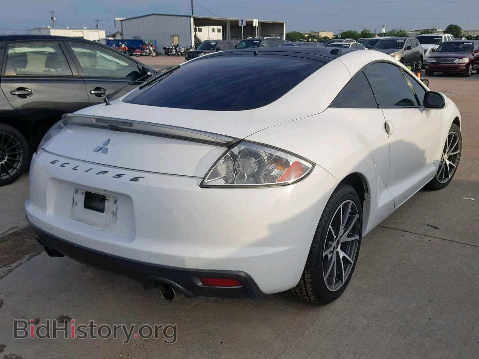 2011 MITSUBISHI ECLIPSE - VIN: 4A31K5DF3BE013998 - Photo 4