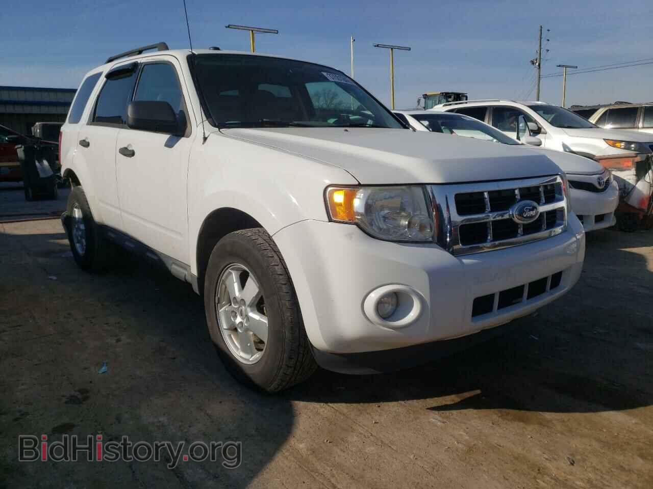 Фотография 1FMCU0DG4BKC12265 - FORD ESCAPE 2011