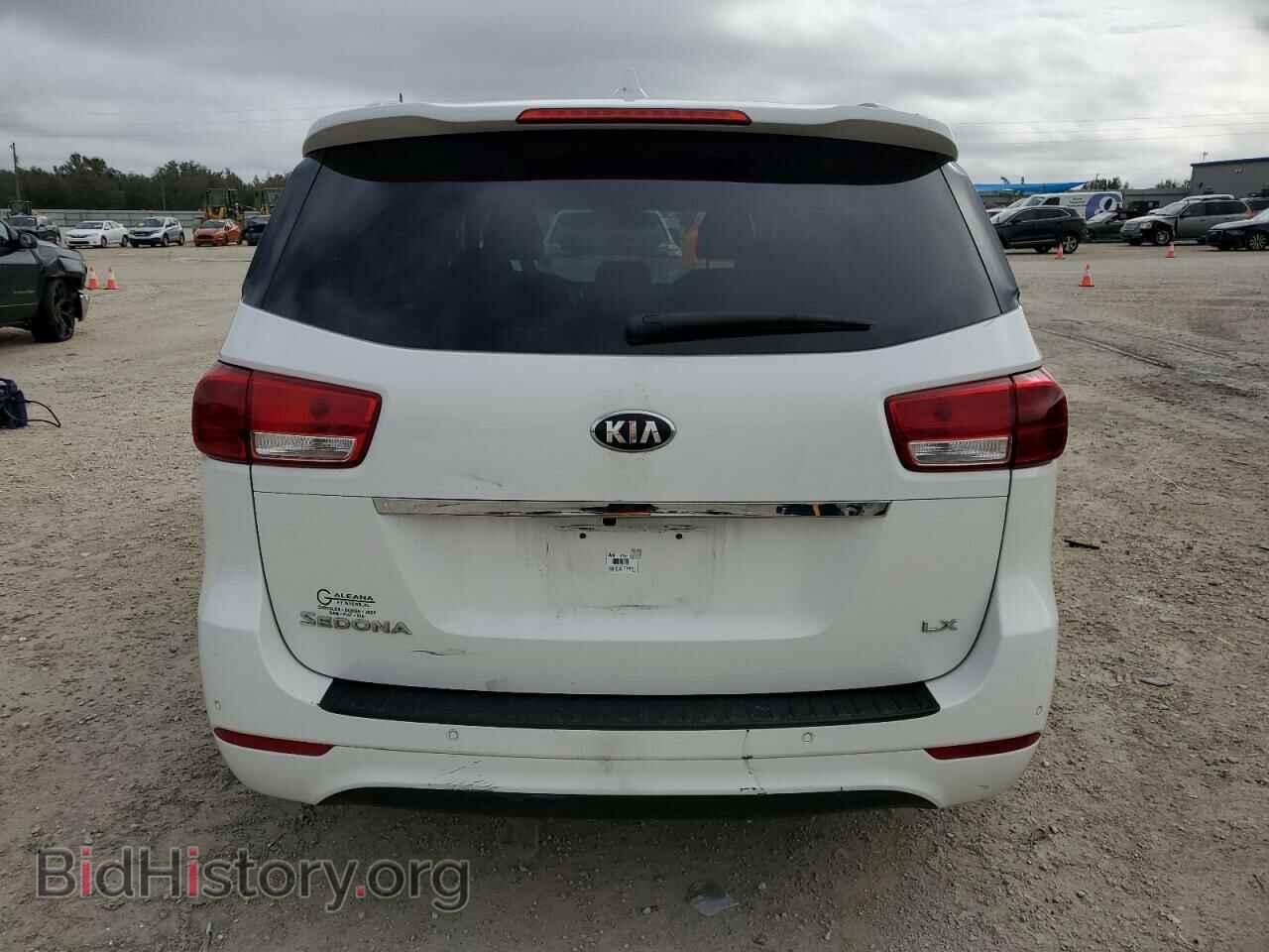 2016 KIA All Models - VIN: KNDMB5C18G6217249 - Фото 6
