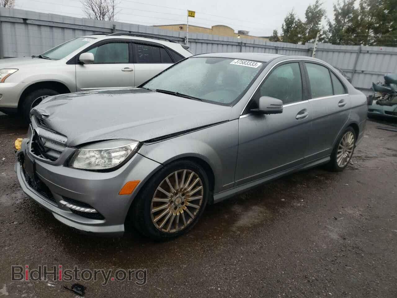 Photo WDDGF8FB1BF593541 - MERCEDES-BENZ C-CLASS 2011