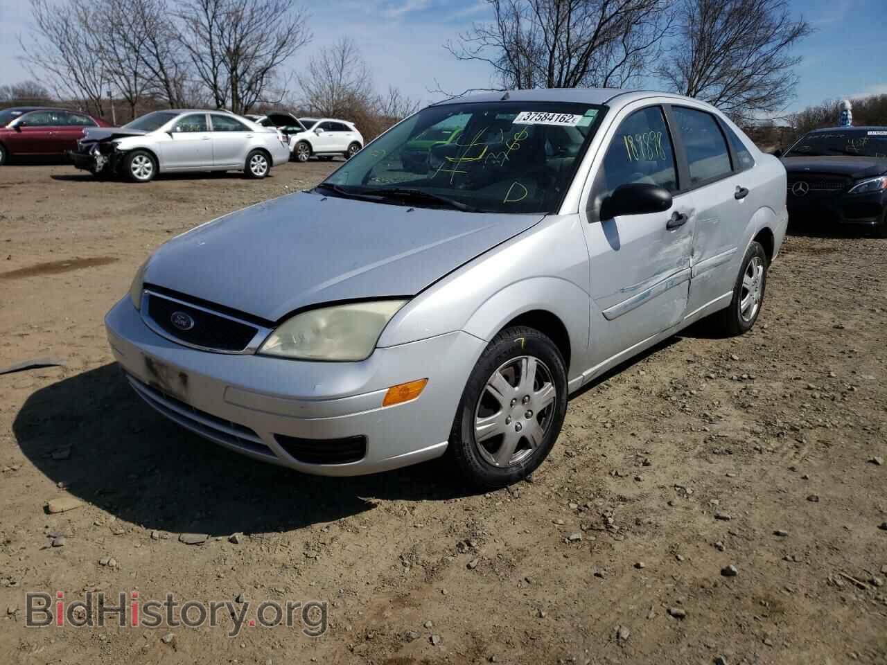 2006 FORD FOCUS - VIN: 1FAFP34N46W251905 - Фото 2