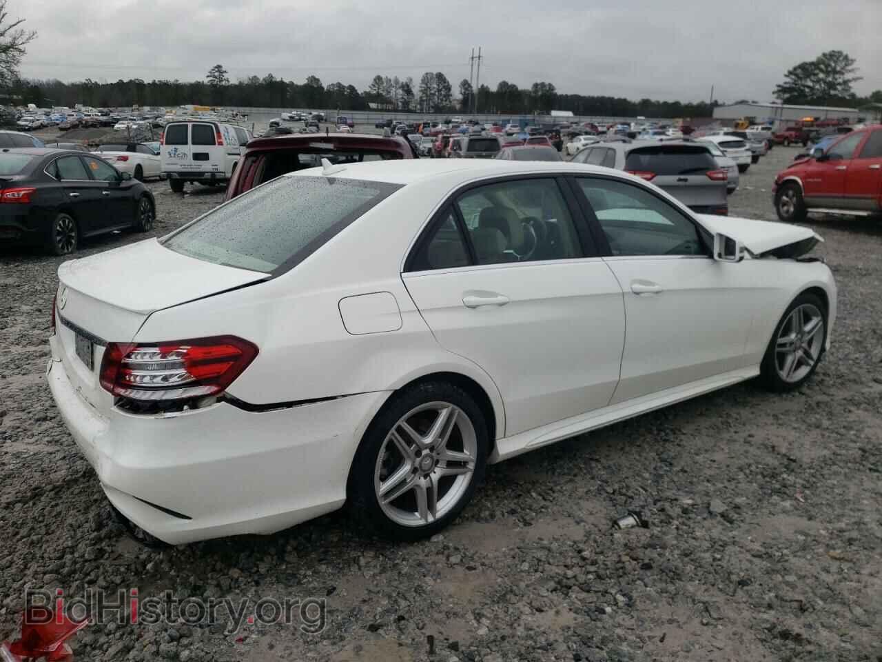 2014 MERCEDES-BENZ E-CLASS - VIN: WDDHF5KB7EA852110 - Фото 3