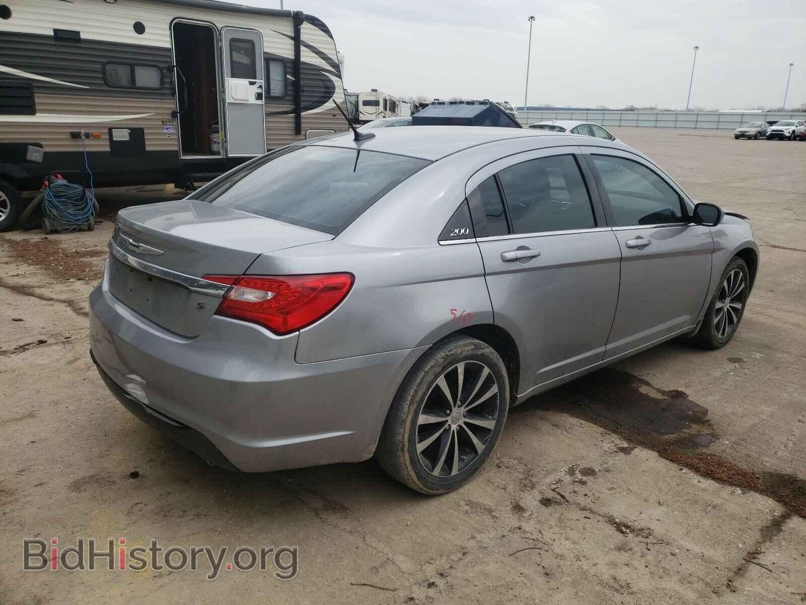 2013 CHRYSLER 200 - VIN: 1C3CCBBG9DN738984 - Фото 4