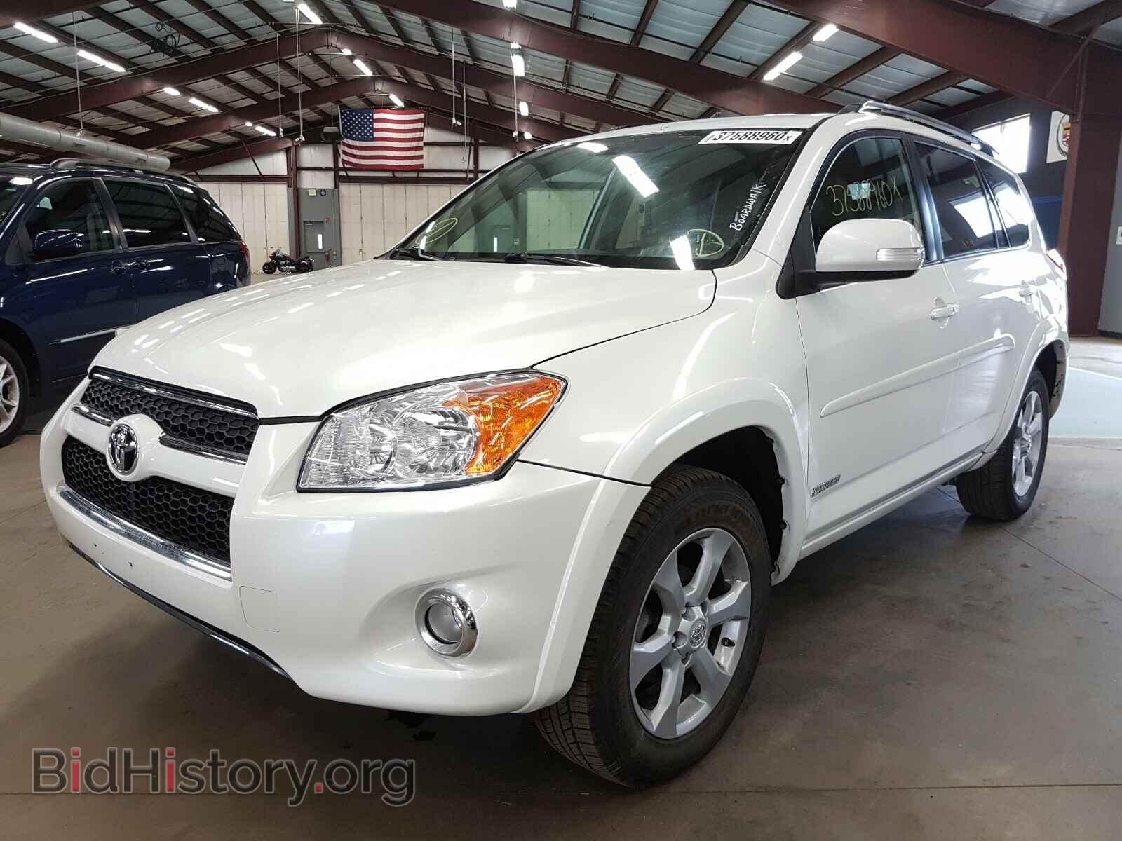 2011 TOYOTA RAV4 - VIN: 2T3DF4DV9BW124697 - Фото 2
