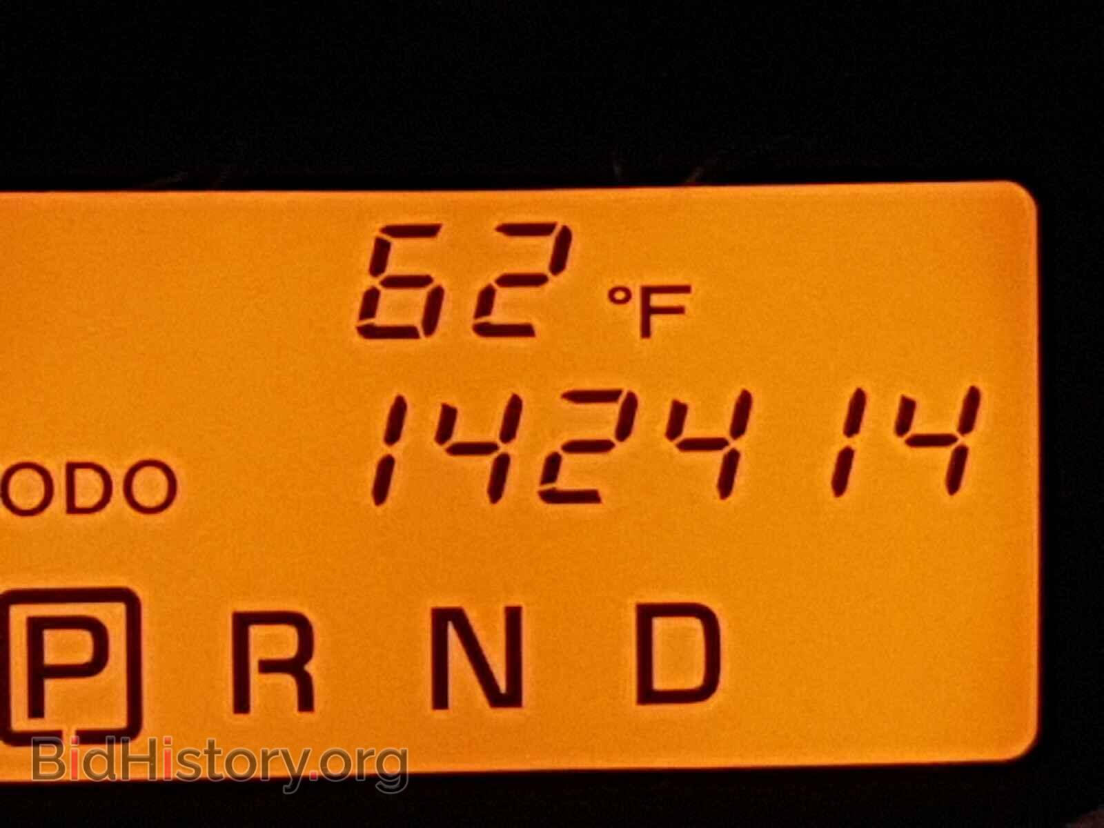 2011 TOYOTA RAV4 - VIN: 2T3DF4DV9BW124697 - Фото 8