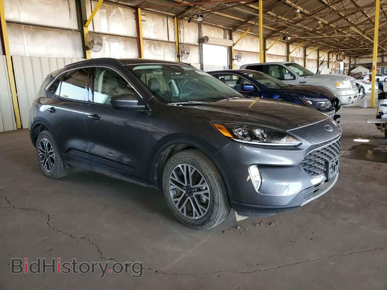 Photo 1FMCU0H60MUA57111 - FORD ESCAPE 2021