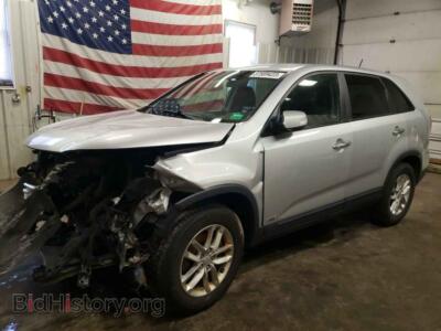 2014 Kia SORENTO Sorento LX, silver — VIN 5XYKTCA60EG544522, Copart