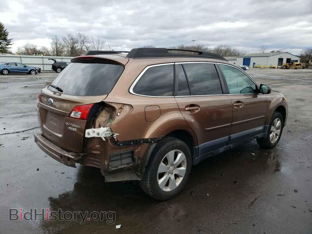 2011 SUBARU OUTBACK - VIN: 4S4BRBCC8B3447320 - Фото 3