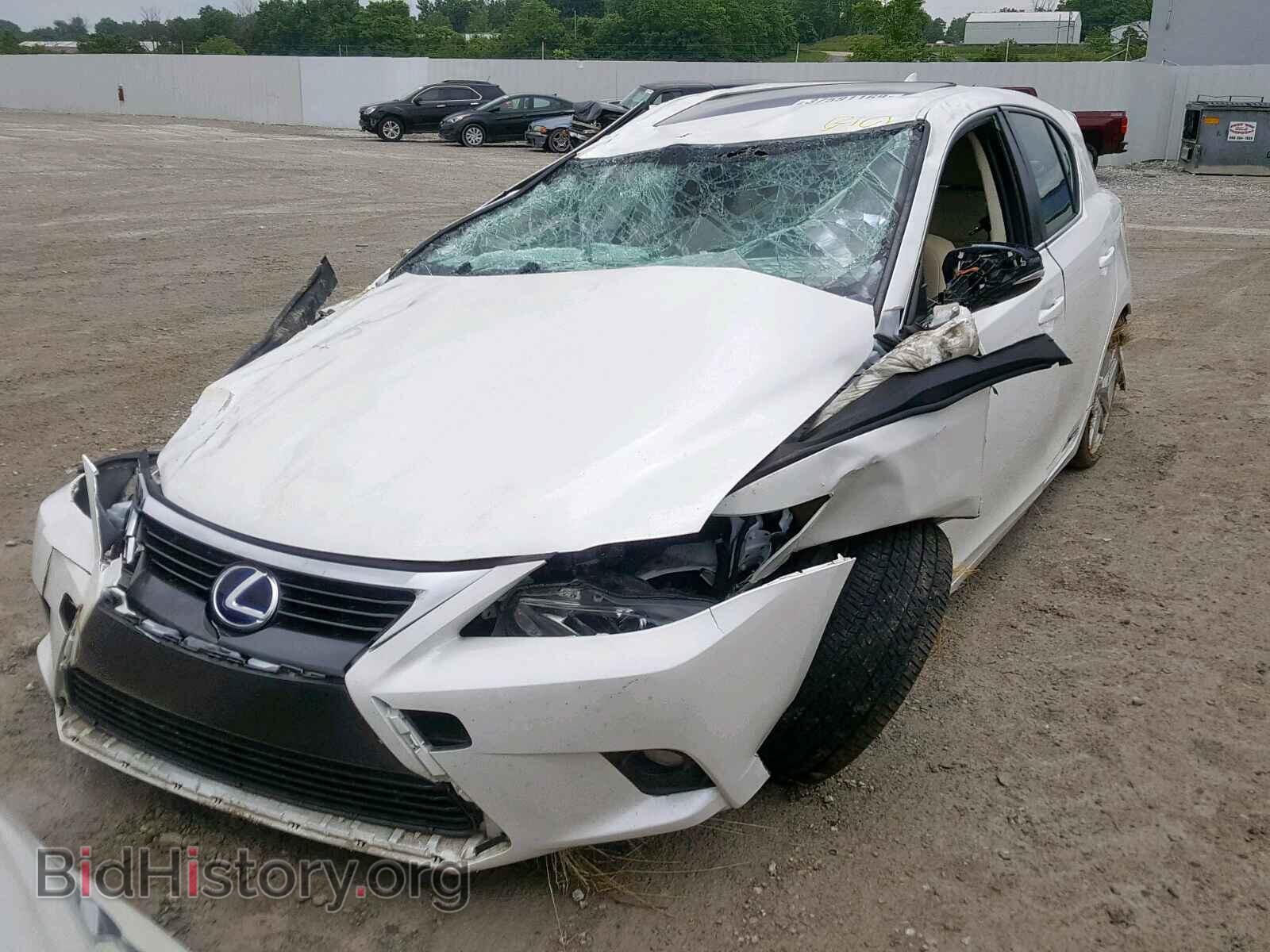 2014 LEXUS CT 200 - VIN: JTHKD5BH2E2175907 - Фото 2