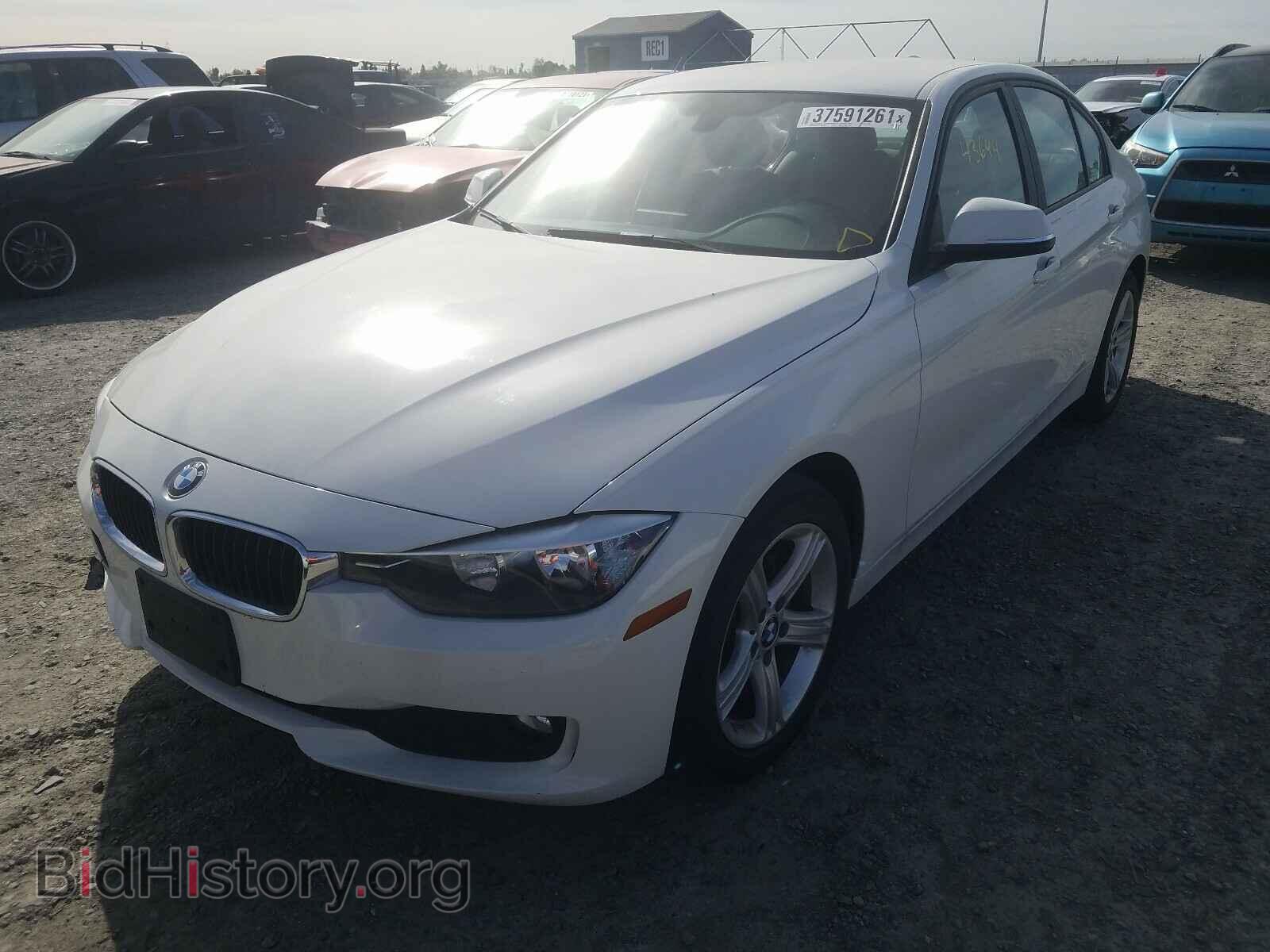 2014 BMW 3 SERIES - VIN: WBA3B1C57EP680589 - Фото 2