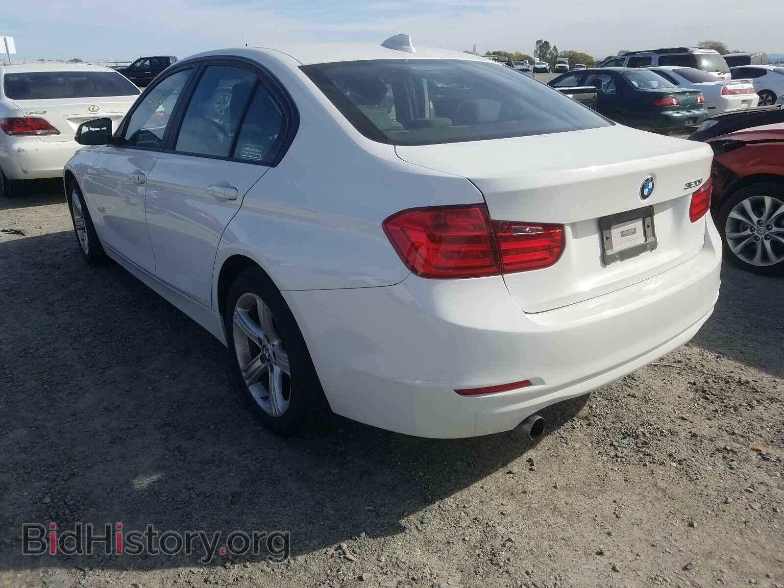 2014 BMW 3 SERIES - VIN: WBA3B1C57EP680589 - Фото 3