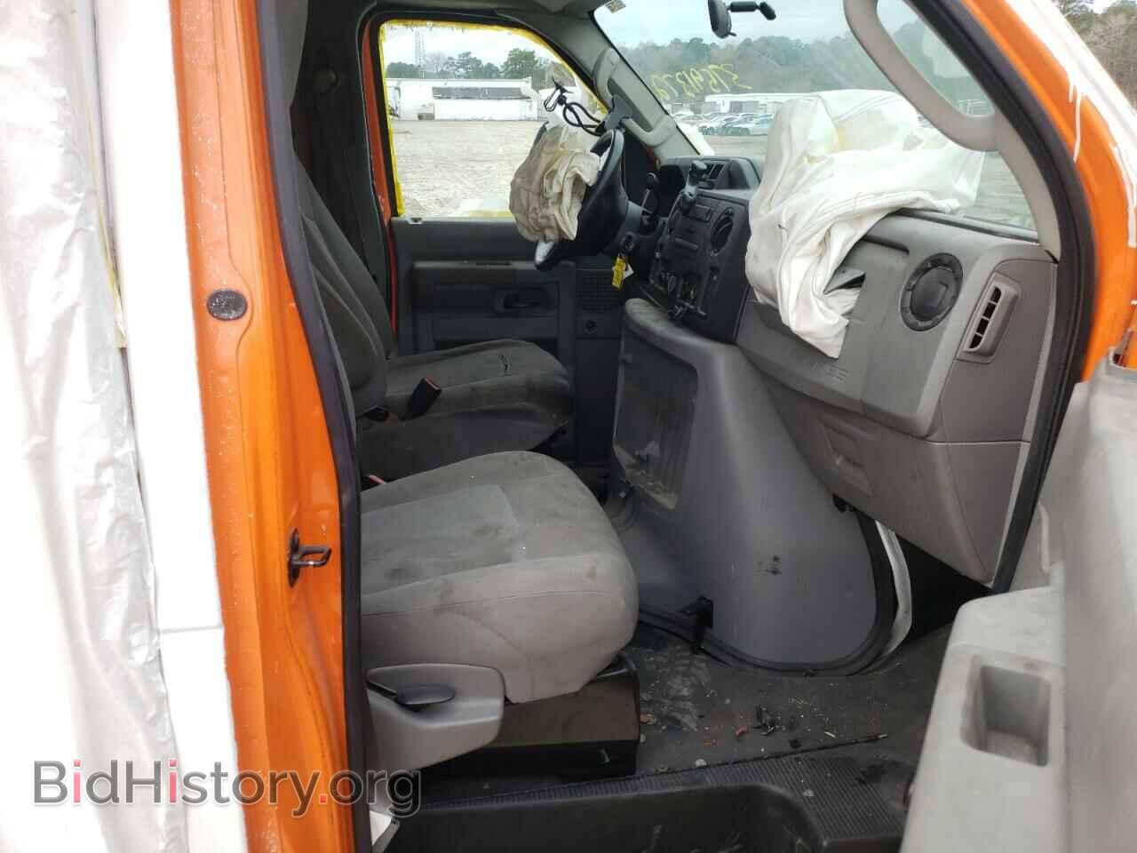 2013 FORD ECONOLINE - VIN: 1FDWE3FL8DDA56812 - Фото 5