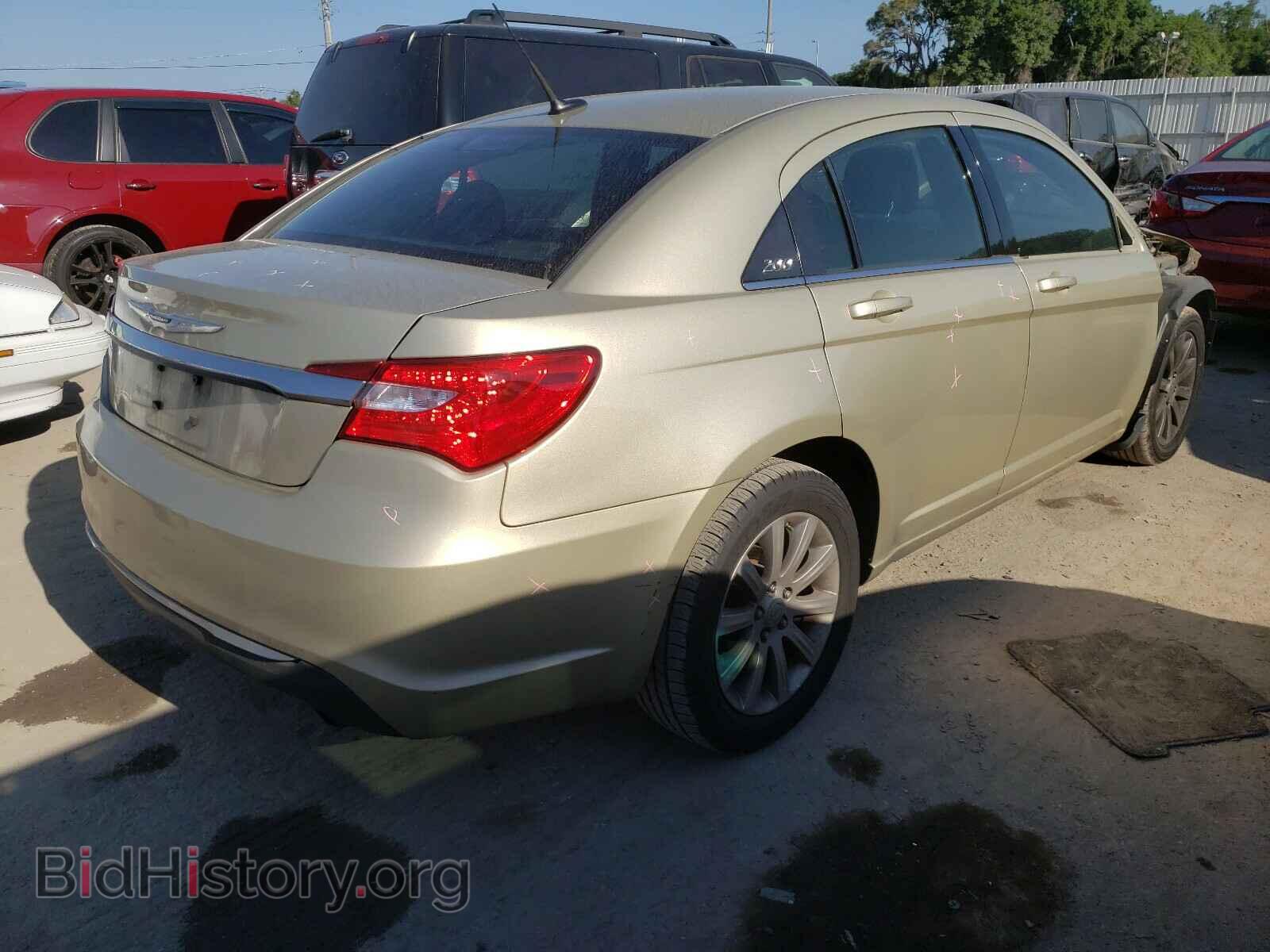2011 CHRYSLER 200 - VIN: 1C3BC1FG7BN512956 - Фото 4