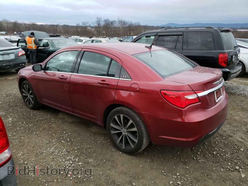 2013 Chrysler 200 (VIN 1C3CCBBB4DN612309) — фото 2 из 12