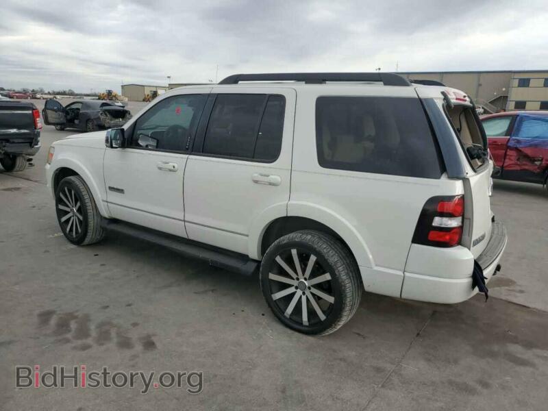 2008 Ford EXPLORER (VIN 1FMEU63E68UB18851) — фото 2 из 13
