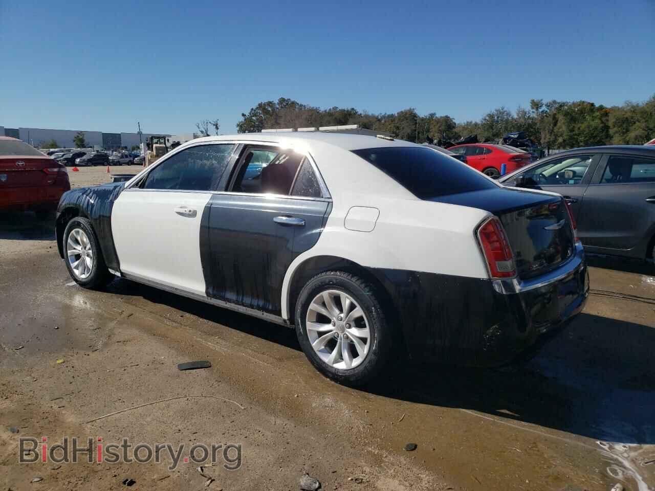 2016 CHRYSLER 300 - VIN: 2C3CCAAG9GH189456 - Фото 2