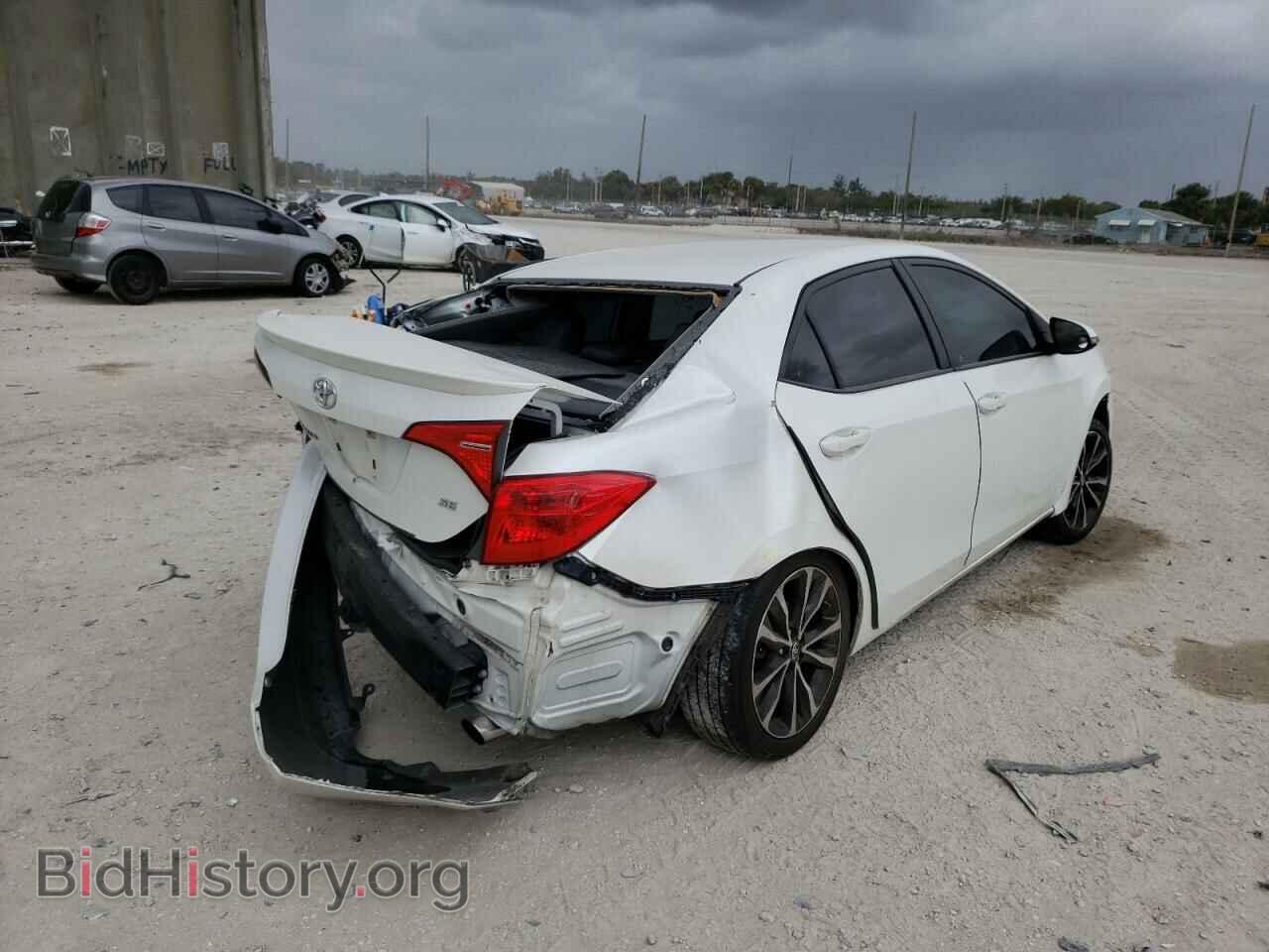 2017 TOYOTA COROLLA - VIN: 5YFBURHE4HP677703 - Фото 4