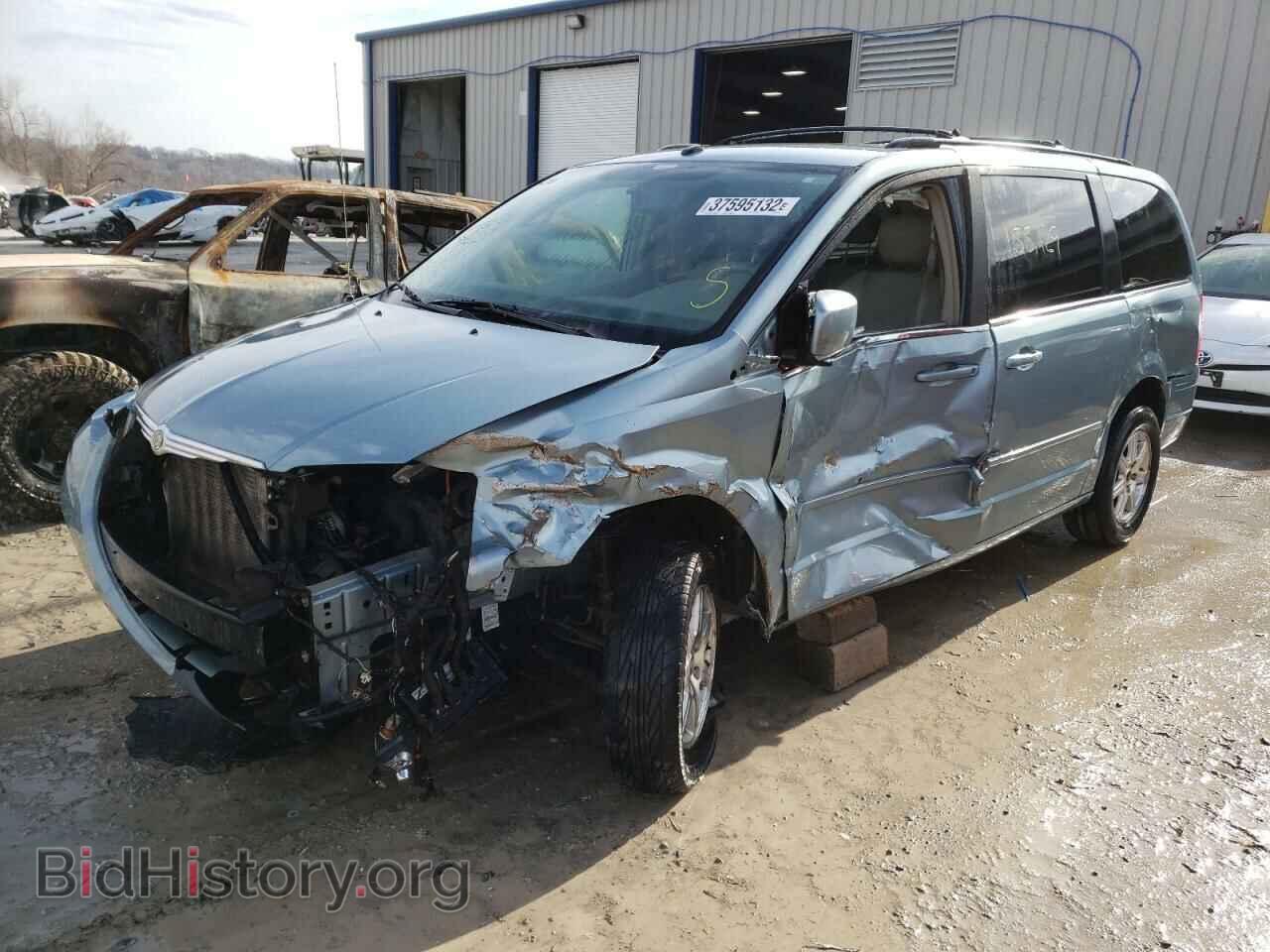 2008 CHRYSLER MINIVAN - VIN: 2A8HR54P08R827732 - Фото 2
