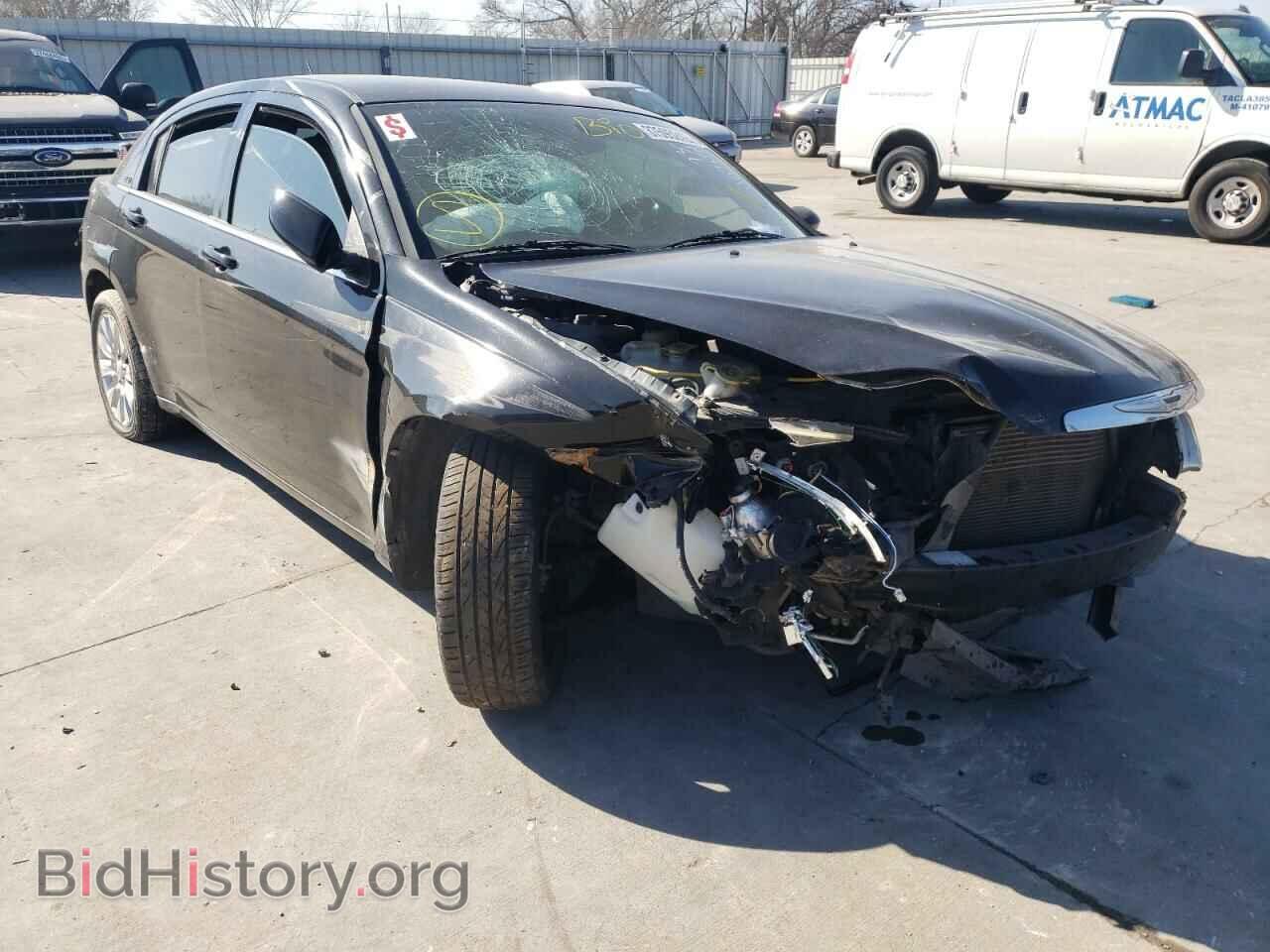 Photo 1C3BC4FB2BN543151 - CHRYSLER 200 2011