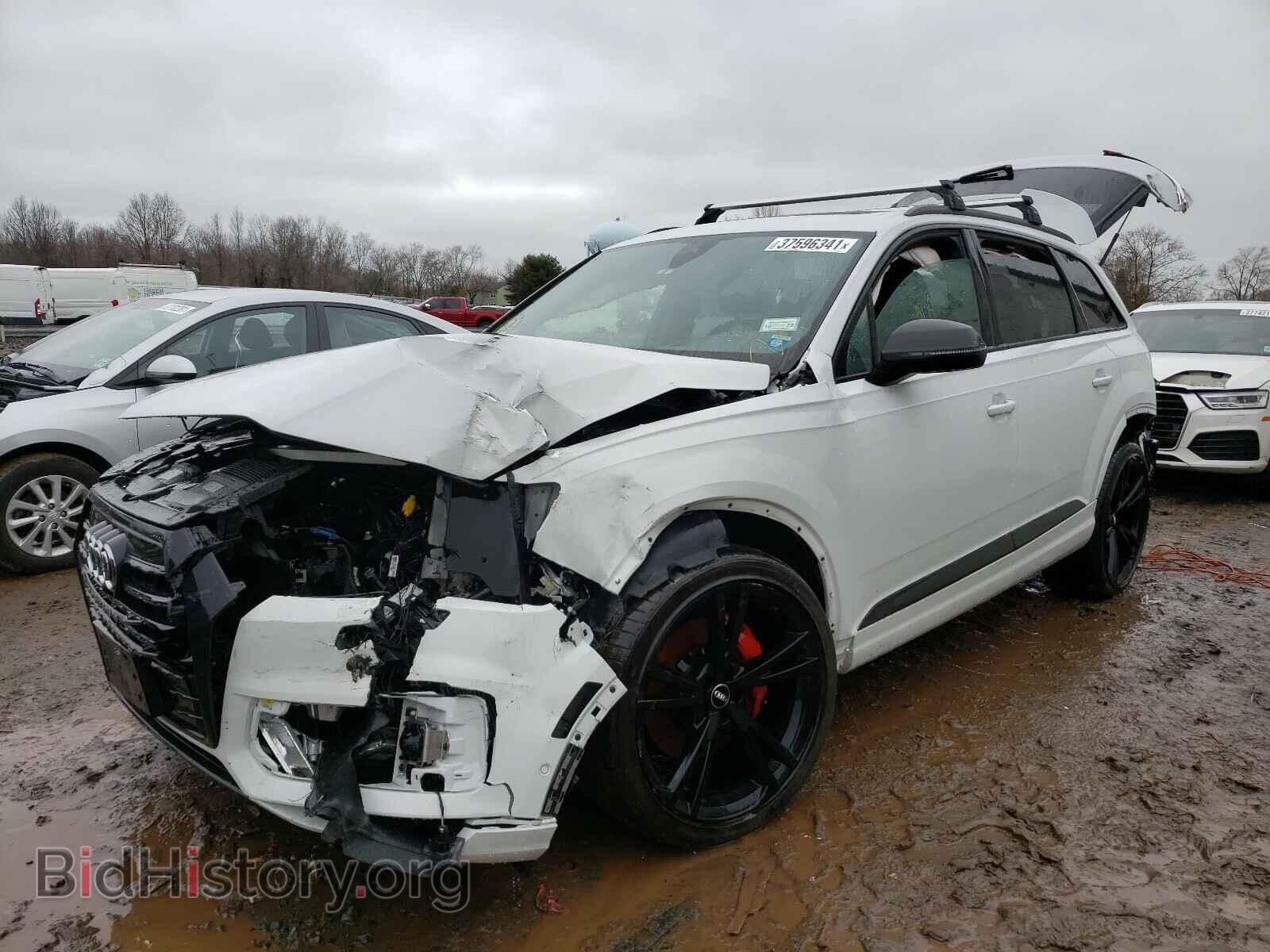 2019 AUDI Q7 - VIN: WA1VAAF72KD049753 - Фото 2