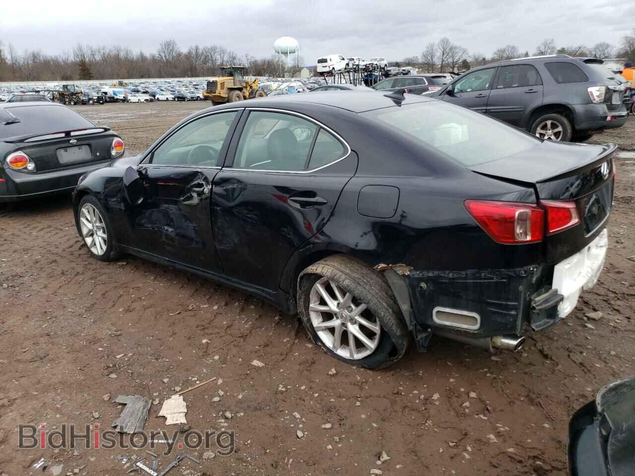 2011 LEXUS IS - VIN: JTHBF5C2XB5155984 - Фото 2