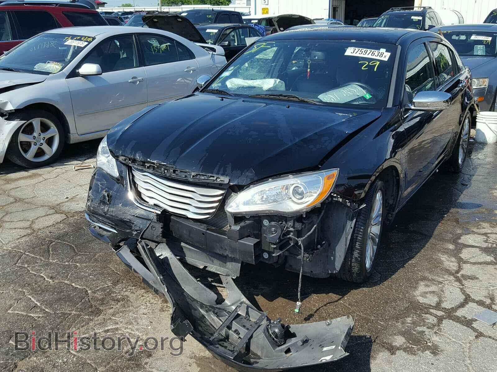 2013 CHRYSLER 200 - VIN: 1C3CCBCG7DN618292 - Photo 2