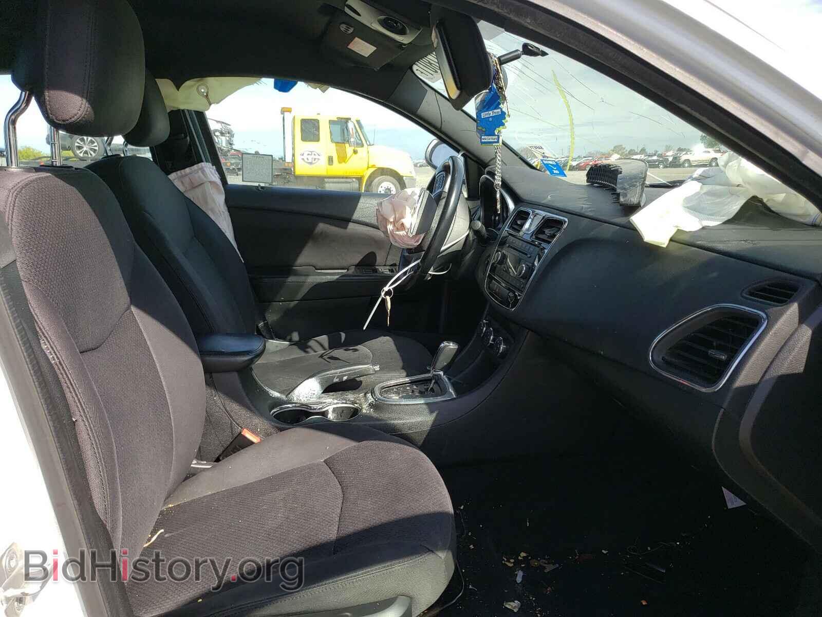 2013 CHRYSLER 200 - VIN: 1C3CCBBG1DN678084 - Фото 5
