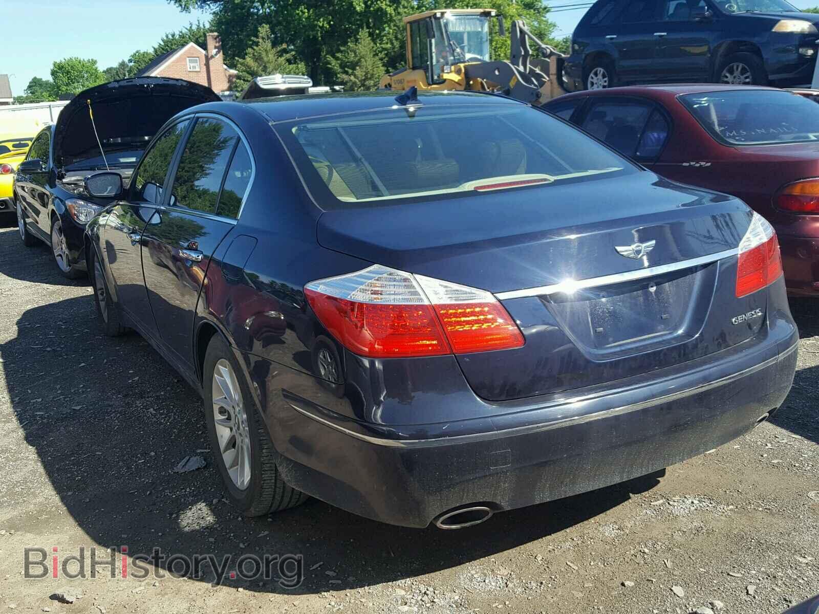 2011 HYUNDAI GENESIS - VIN: KMHGC4DE1BU116835 - Фото 3