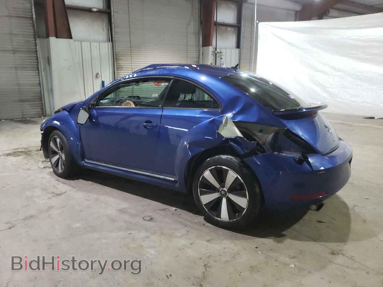 2013 VOLKSWAGEN BEETLE - VIN: 3VW4A7AT9DM617543 - Фото 2