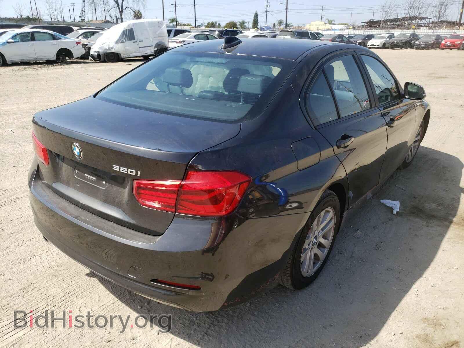 2016 BMW 3 SERIES - VIN: WBA8E1G58GNU11913 - Фото 4