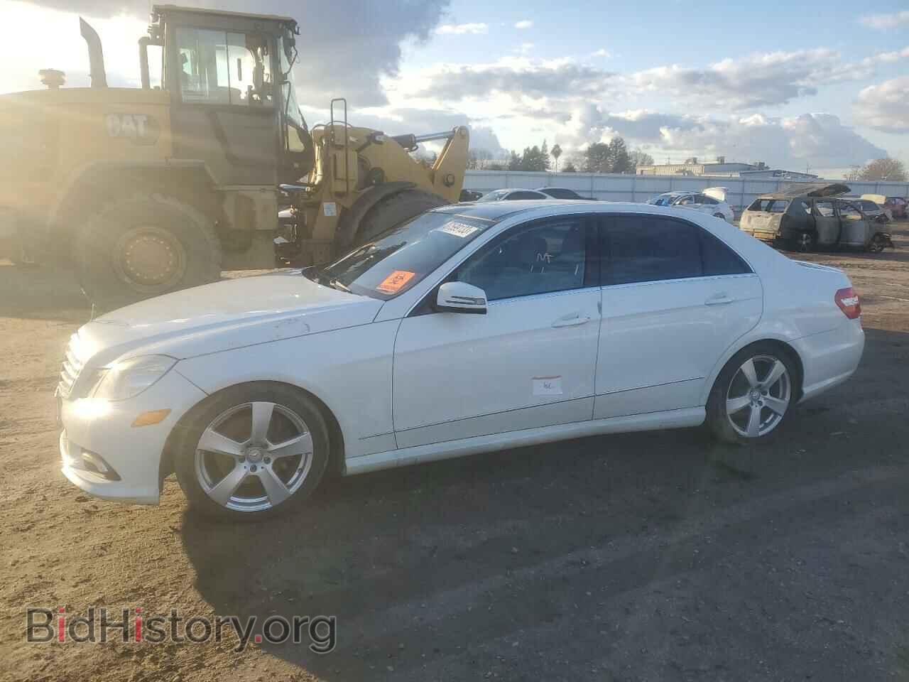 Фотография WDDHF5GB5BA325963 - MERCEDES-BENZ E-CLASS 2011
