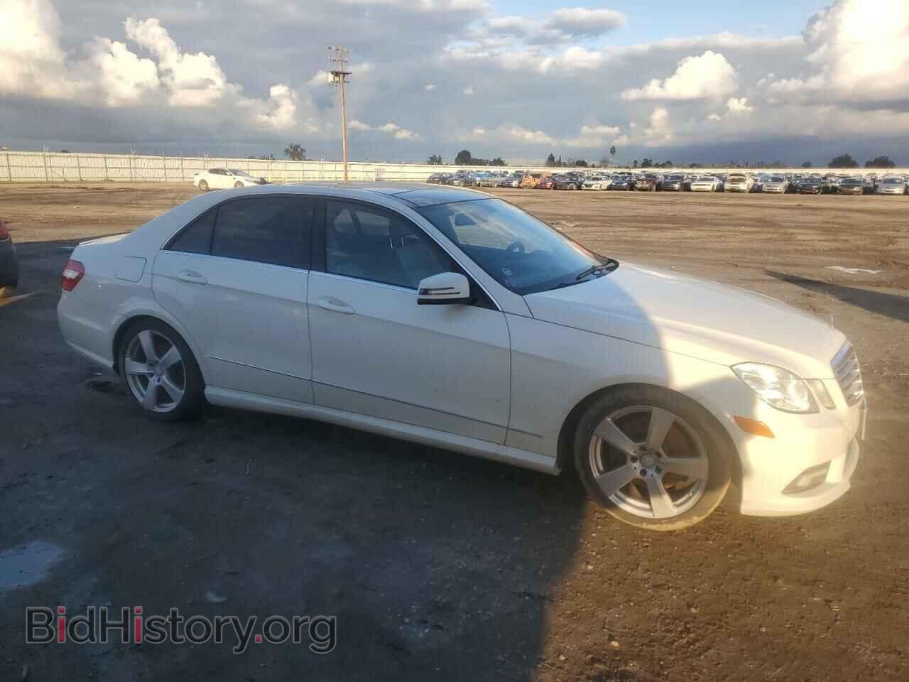 2011 MERCEDES-BENZ E-CLASS - VIN: WDDHF5GB5BA325963 - Фото 4