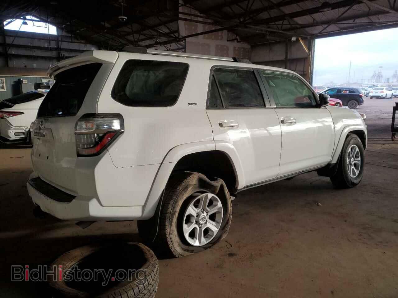 2021 TOYOTA 4RUNNER - VIN: JTEEU5JRXM5233151 - Фото 3