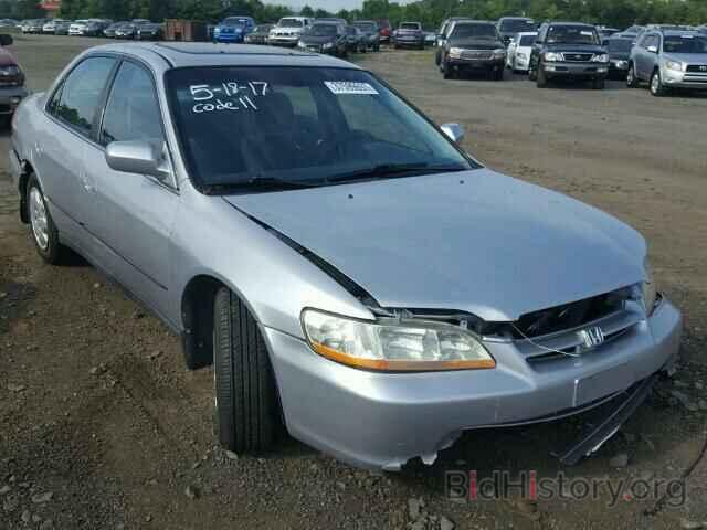 Photo 1HGCG6650XA132972 - HONDA ACCORD 1999