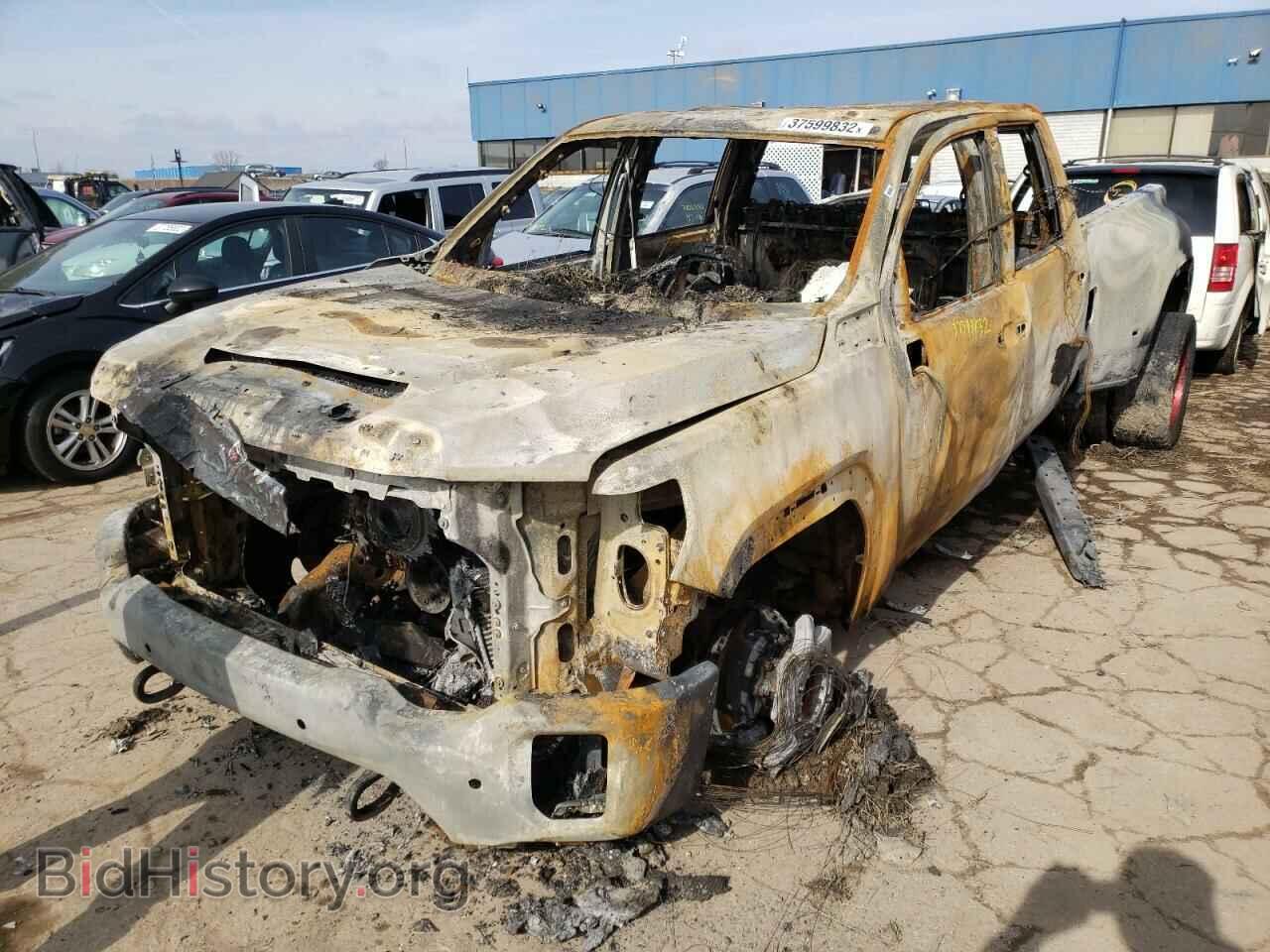 2020 GMC SIERRA - VIN: 1GT49WEY0LF302995 - Фото 2