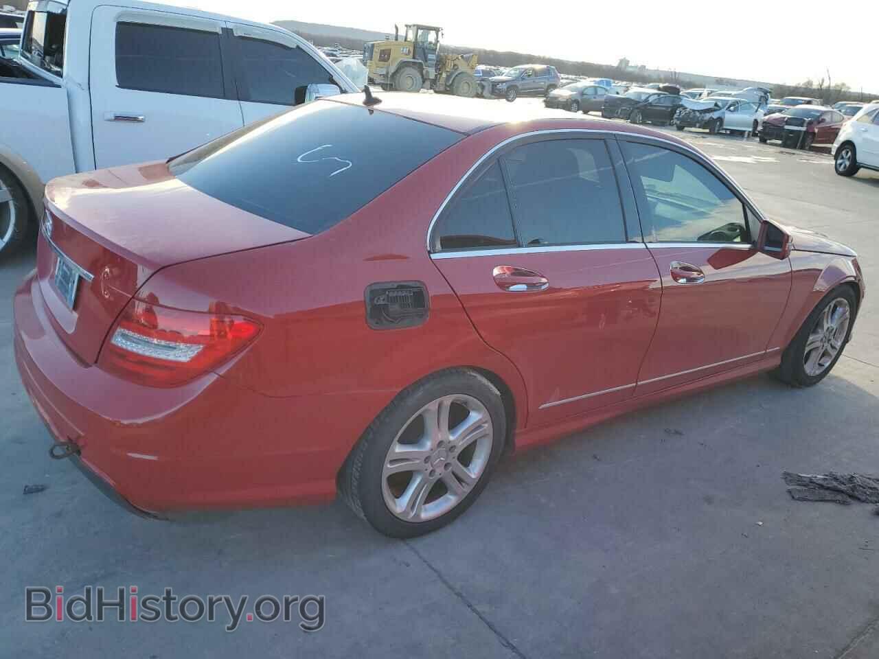 2014 MERCEDES-BENZ C-CLASS - VIN: WDDGF4HB0EA942079 - Фото 3