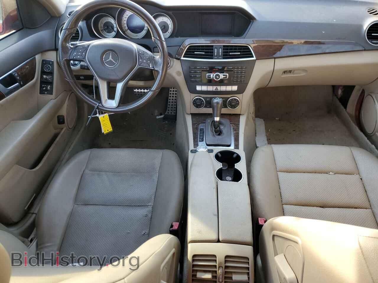 2014 MERCEDES-BENZ C-CLASS - VIN: WDDGF4HB0EA942079 - Фото 8