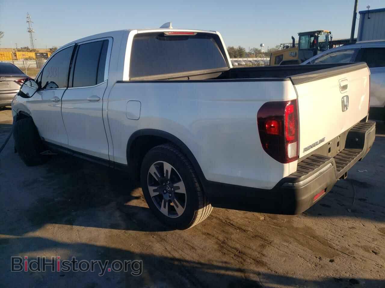 2017 HONDA RIDGELINE - VIN: 5FPYK2F54HB005377 - Фото 2