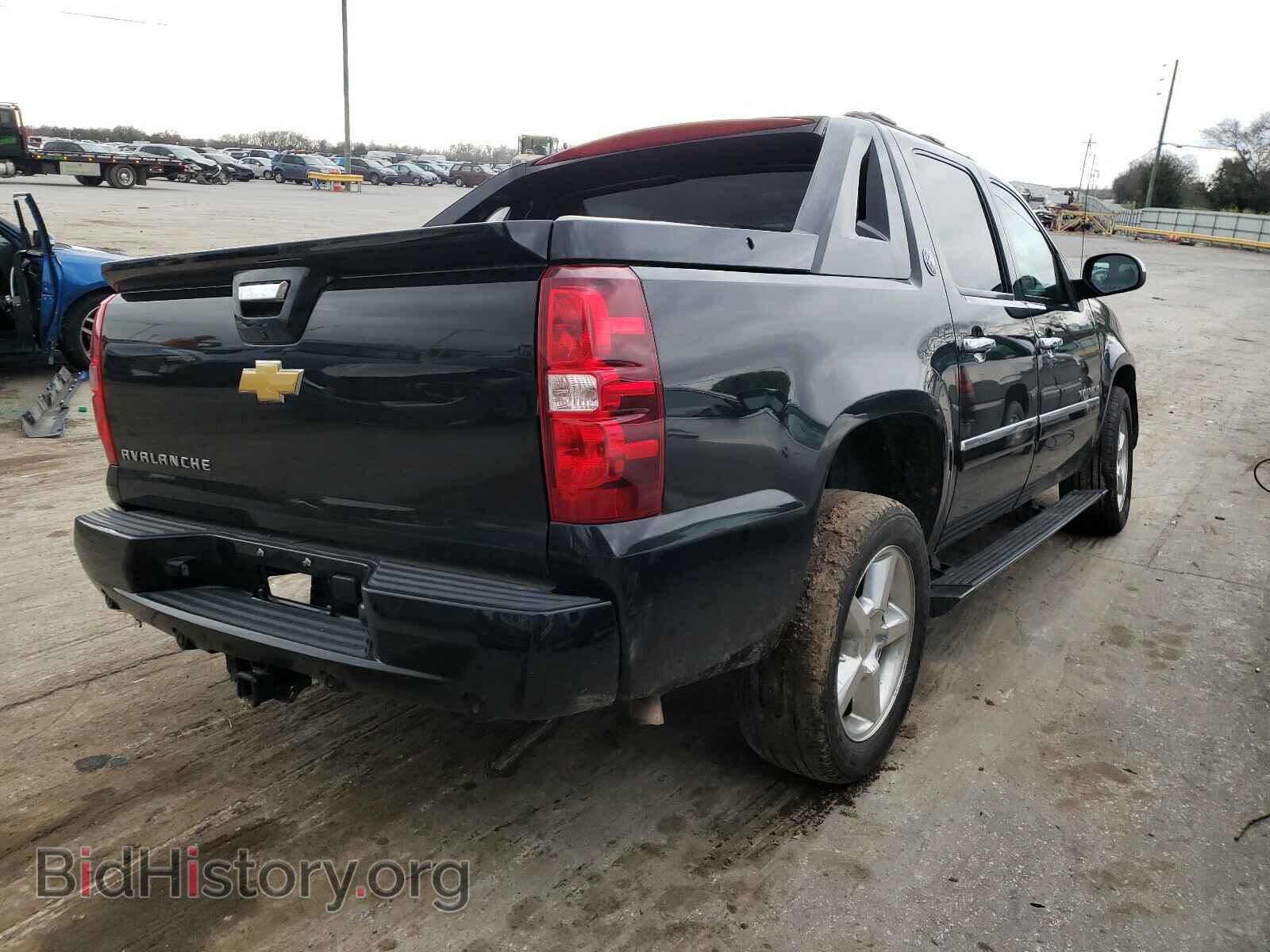 2013 CHEVROLET AVALANCHE - VIN: 3GNTKGE70DG299777 - Фото 4