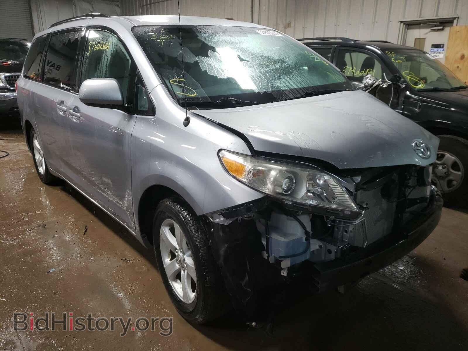 Фотография 5TDKK3DC9BS116032 - TOYOTA SIENNA 2011