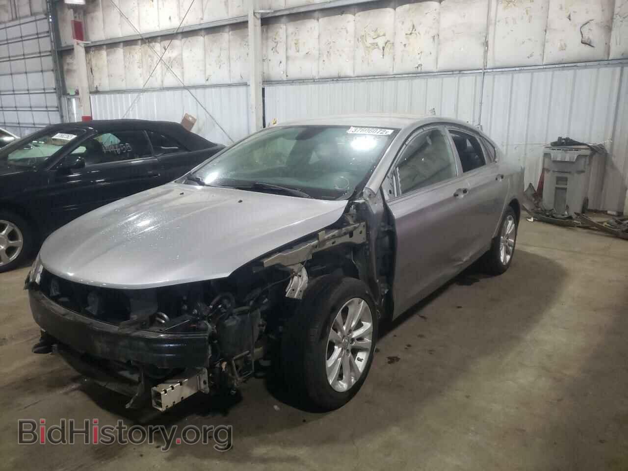2015 CHRYSLER 200 - VIN: 1C3CCCAB2FN692817 - Фото 2