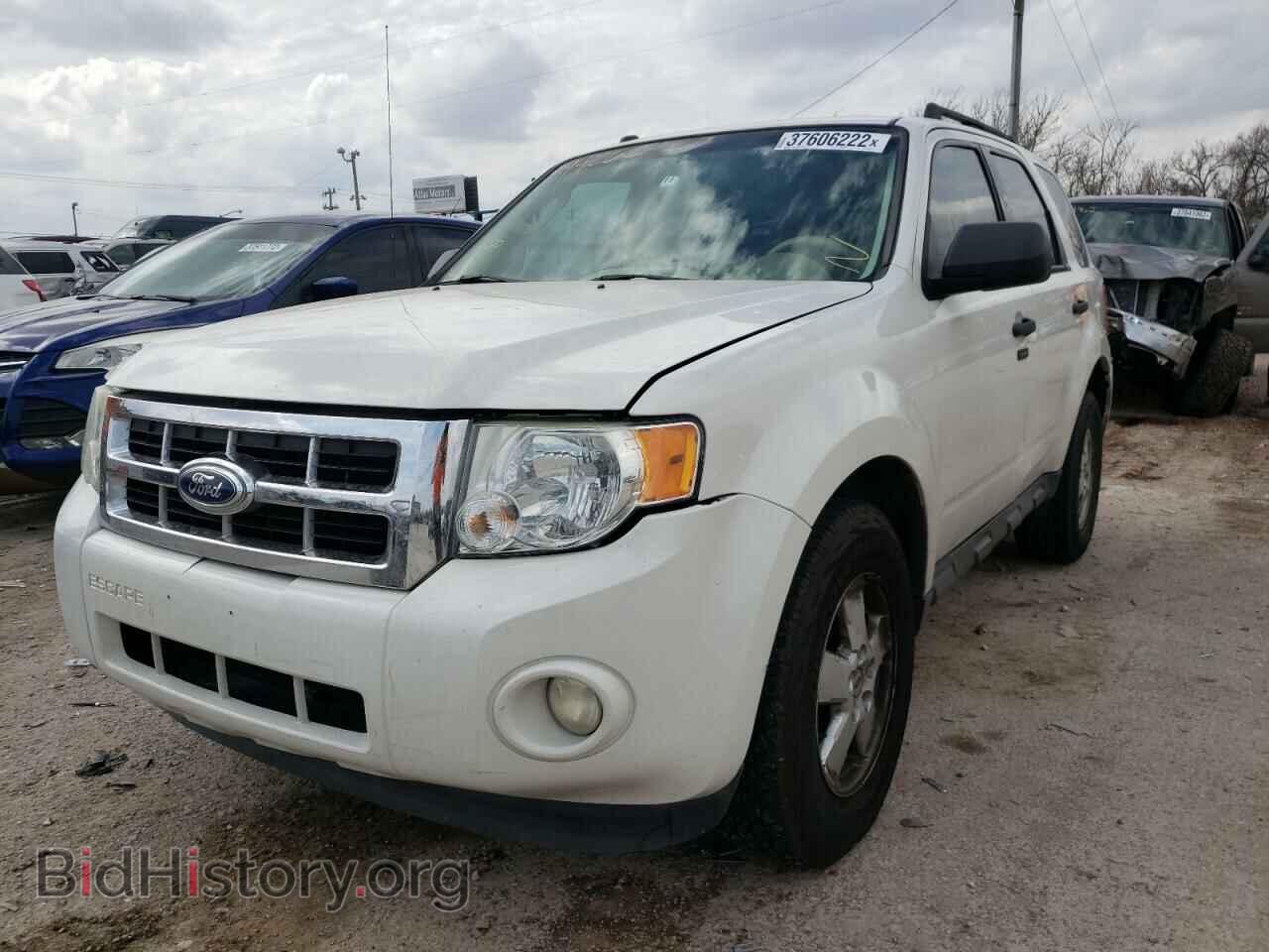 2012 FORD ESCAPE - VIN: 1FMCU0D73CKB94262 - Фото 2