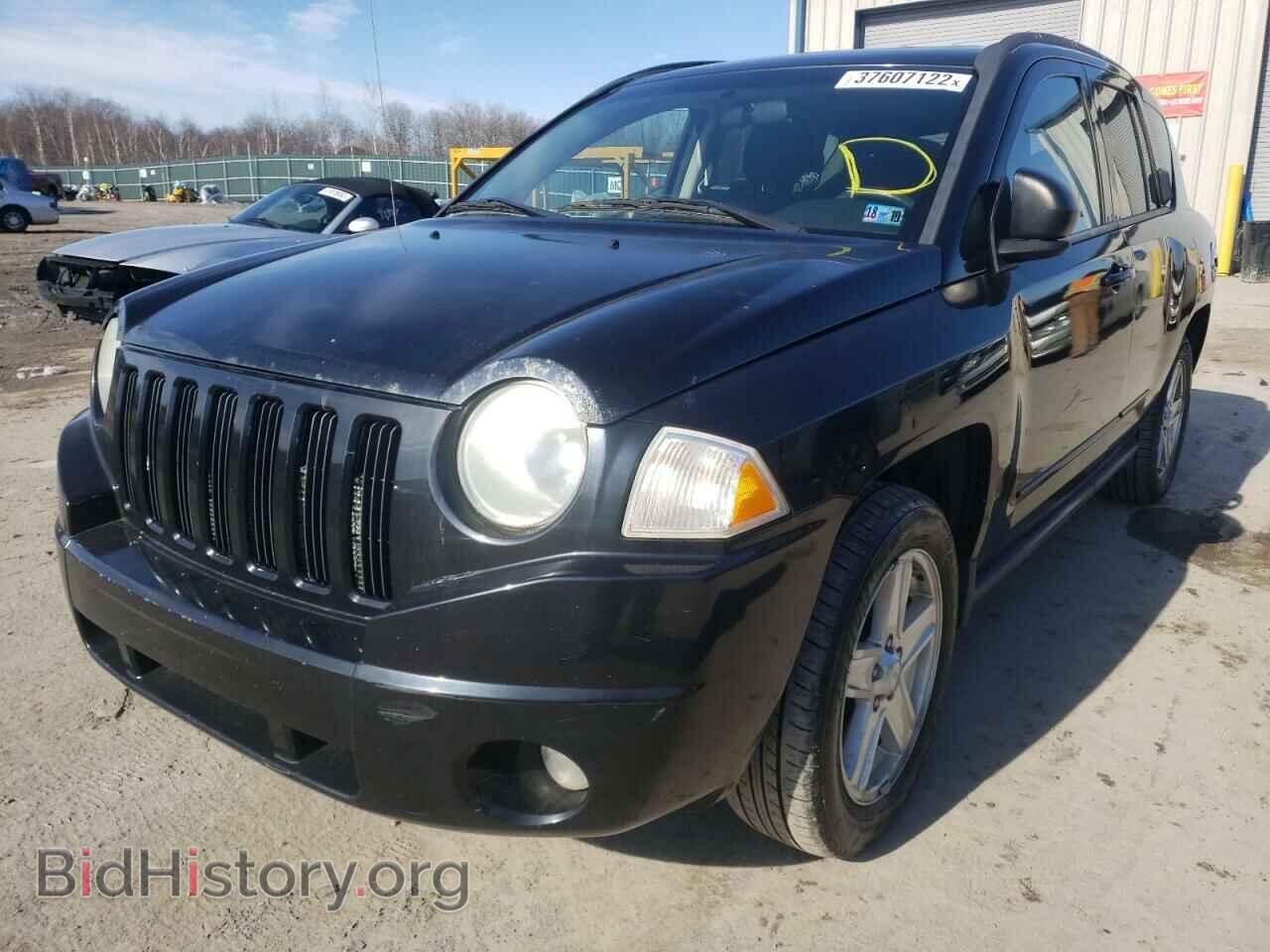 2010 JEEP COMPASS - VIN: 1J4NF4FB5AD505637 - Photo 2