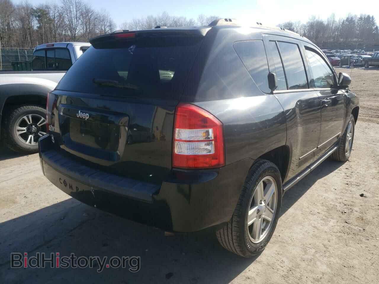 2010 JEEP COMPASS - VIN: 1J4NF4FB5AD505637 - Photo 4