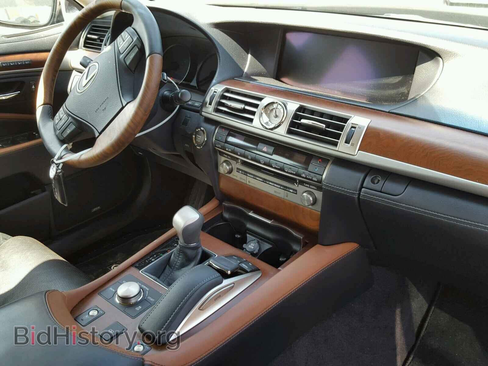 2017 LEXUS LS460 - VIN: JTHBL5EF8H5146850 - Фото 9