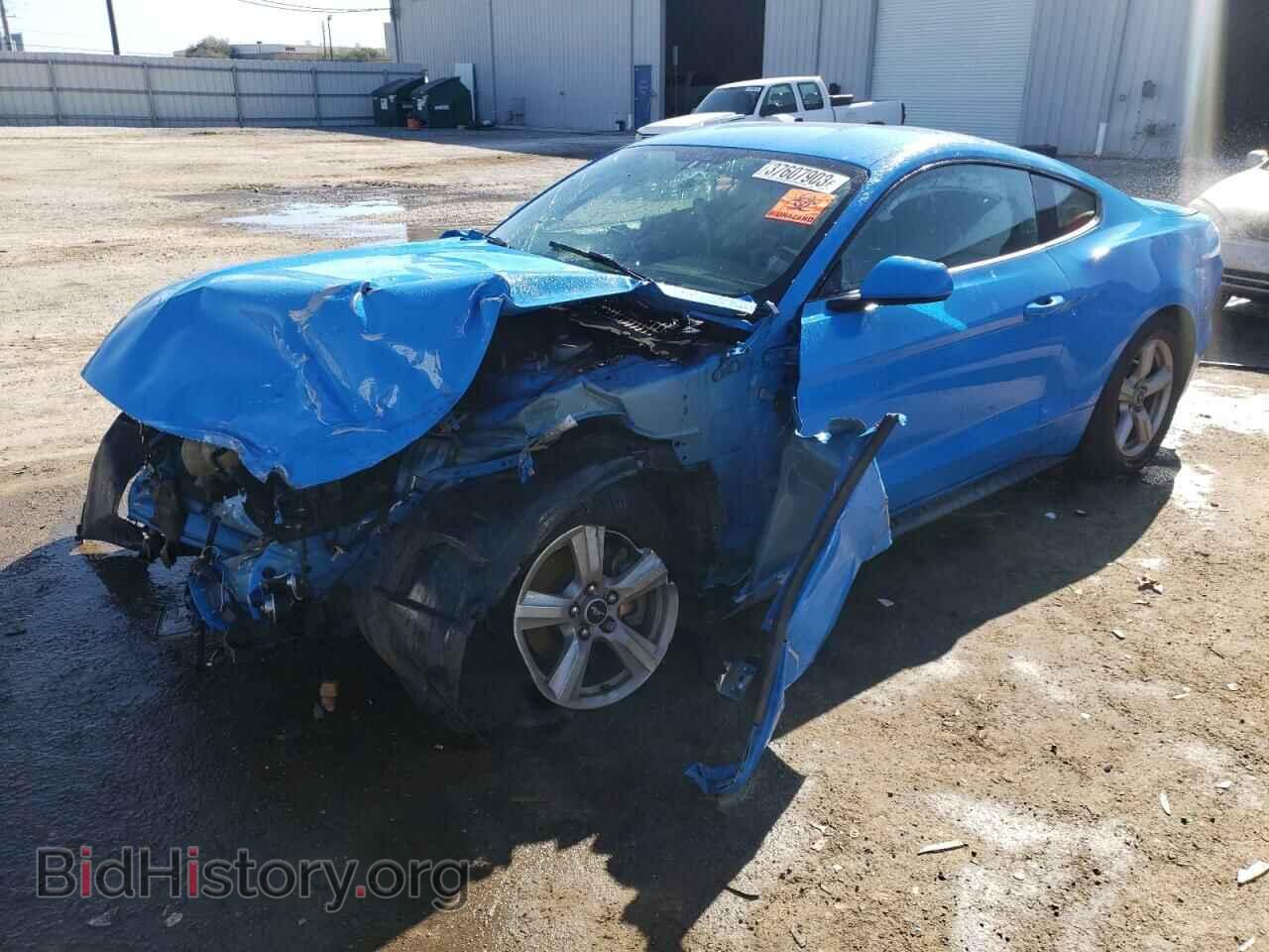 Photo 1FA6P8AM3H5343170 - FORD MUSTANG 2017